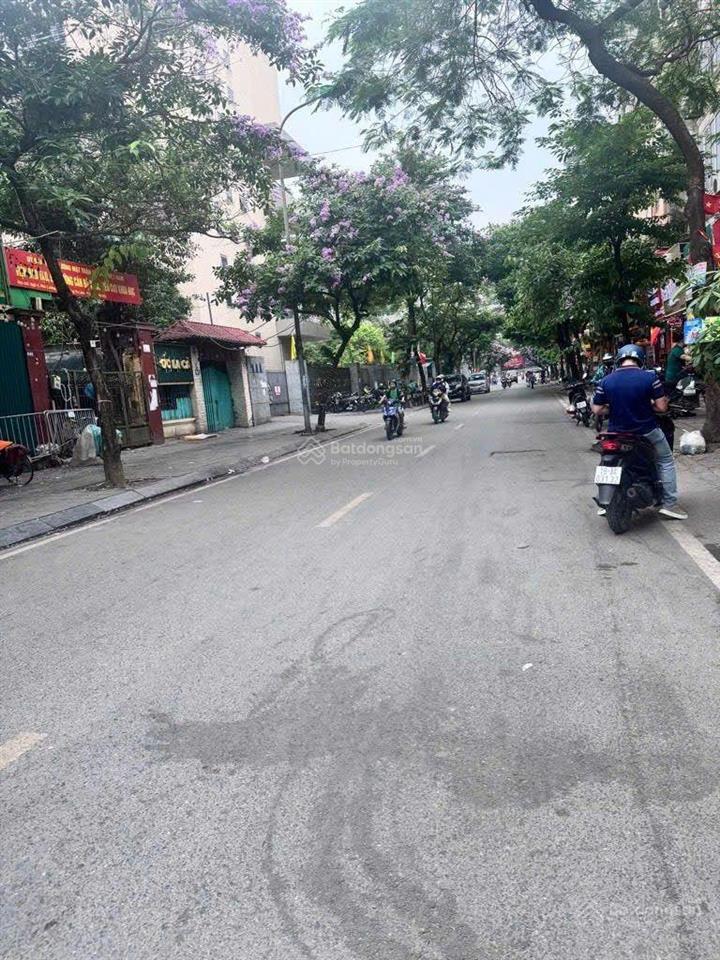 Mặt phố dương khuê, cầu giấy, bán đất tặng nhà 46m mặt tiền 4.5m vỉa hè rộng kinh doanh đa dạng