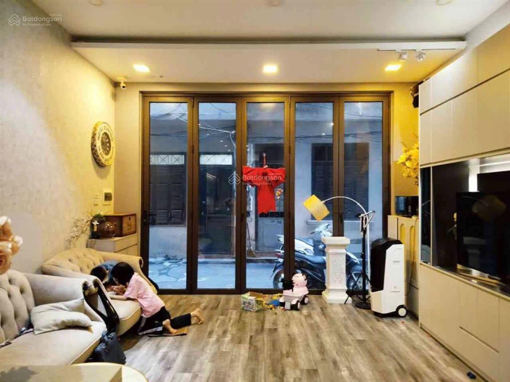 Phân lô phố trung kính 50m 5 tầng mặt tiền 5m ô tô đỗ cửa thoáng trước sau hàng hiếm cầu giấy