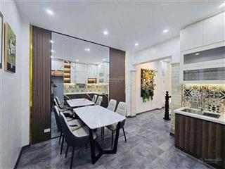 Phân lô phố cầu giấy 38m 4 tầng 4 ngủ đầy đủ công năng nhà đẹp ở ngay trung tâm quận cầu