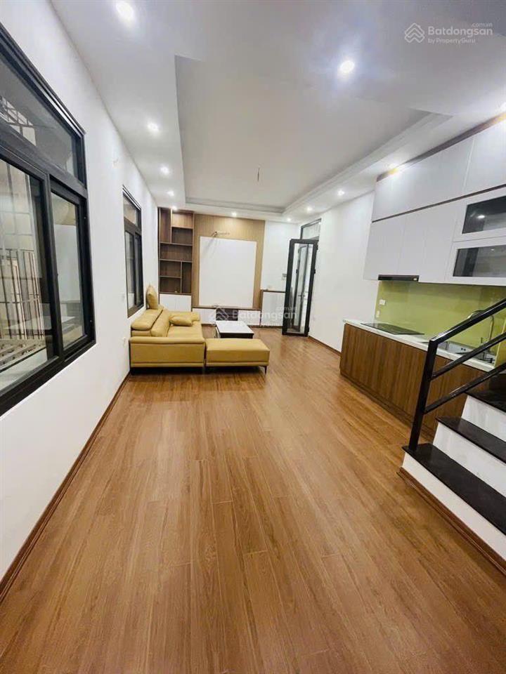 Tập thể căn penhoues đại học sư phạm, phố trần quốc hoàn  46m/120m 3 ngủ, 2wc full nội thất