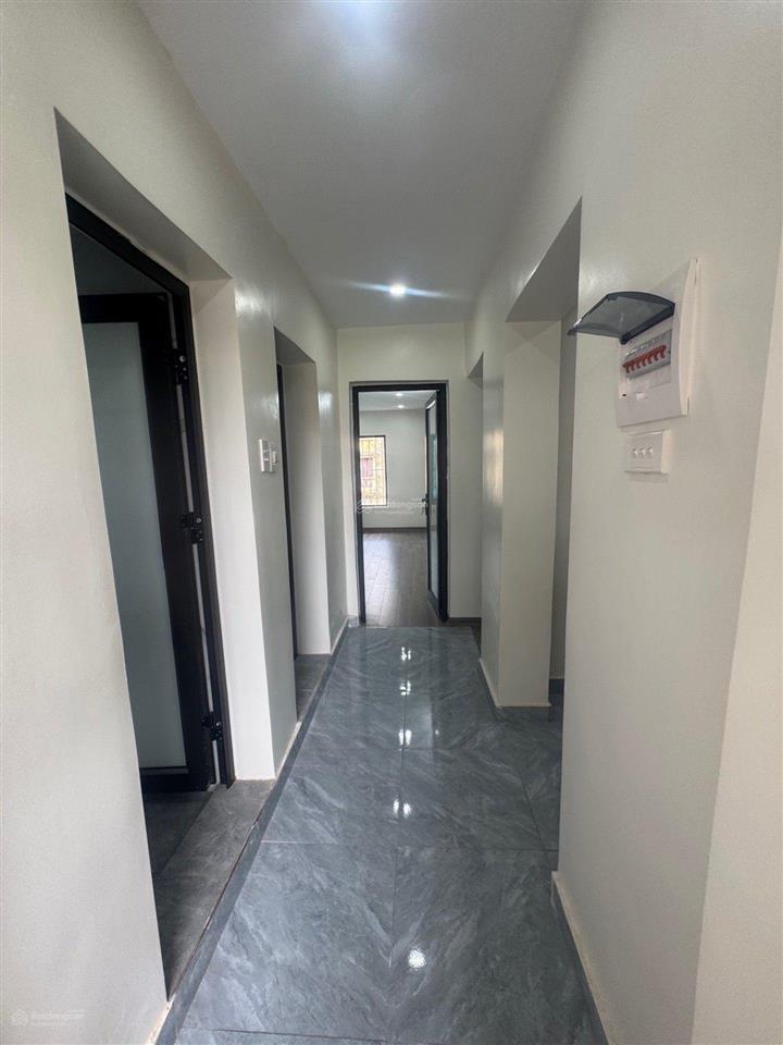 Bán gấp tập thể tầng 3 đồng xa, mai dịch 90m 3 ngủ 2wc thoáng sáng mọi phòng, tiện ích bạt ngàn