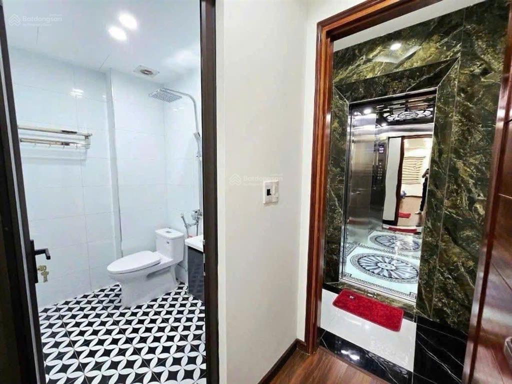 #phân lô phố xuân thủy 35m  6 tầng thang máy nhà mới đẹp gần phố ô tô đỗ, tiện ích bạt ngàn