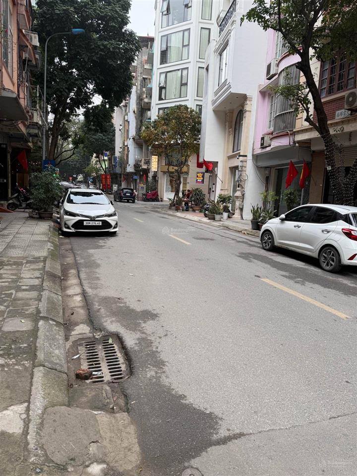 Bán gấp mặt phố phạm thận duật, cầu giấy  50m  8 tầng thang máy thông sàn, phân lô vip ô tô tránh