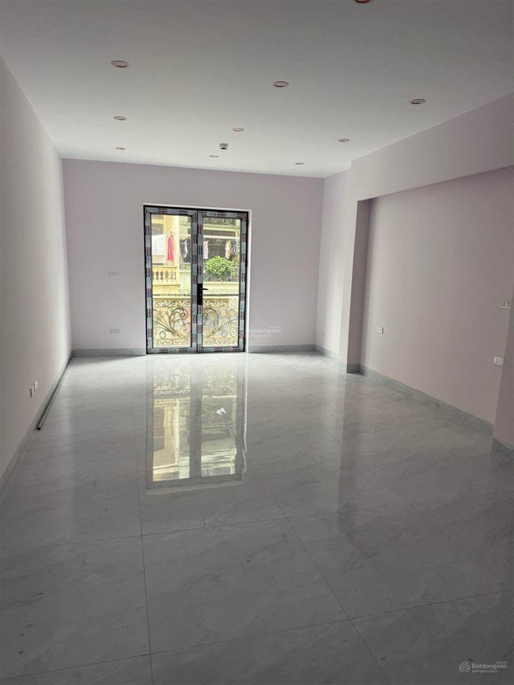 Bán gấp mặt phố phạm thận duật, cầu giấy  50m  8 tầng thang máy thông sàn, phân lô vip ô tô tránh