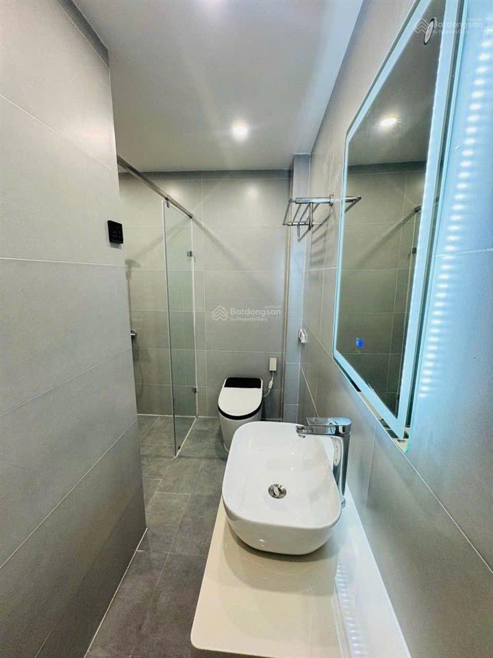 Giảm 2 tỷ phân lô phố phùng chí kiên cầu giấy  56m  7 tầng thang máy  gara 2 ô tô trong nhà