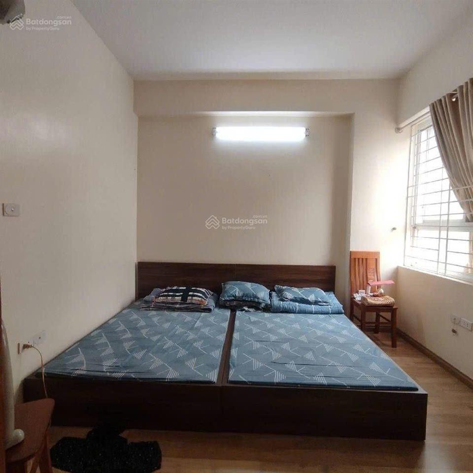 Chung cư n06b1 thành thái,cầu giấy 68m 2 ngủ, 2wc căn góc view công viên cầu giấy full nội thất