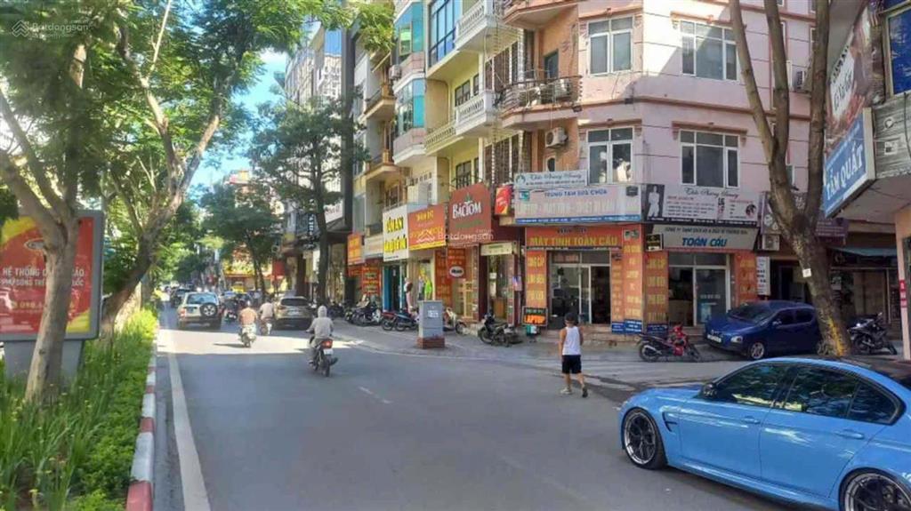 Mặt phố trần đăng ninh, cầu giấy 40m  7 tầng thang máy, vỉa hè rộng kinh doanh đỉnh. dòng tiền