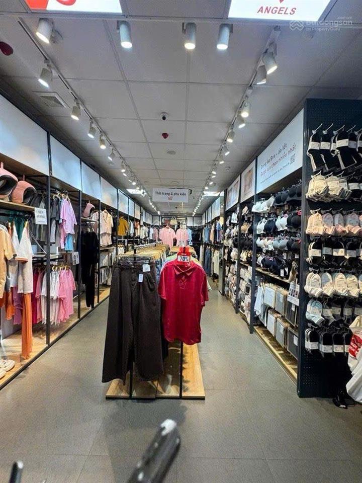 Mặt phố cầu giấy, 67m², 5 tầng thông sàn thang máy, lô góc dòng tiền khủng 120tr/tháng  kinh doanh