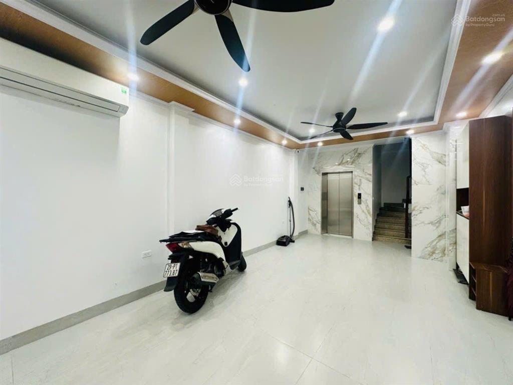 Bán gấp phố trần quốc vượng, cầu giấy 47m 7 tầng thang máy ô tô tránh kinh doanh đỉnh