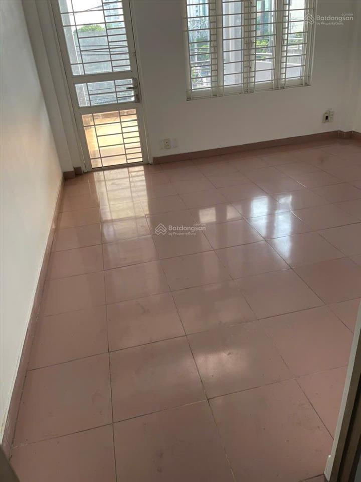 Nhà 6 tầng đúc, mới đẹp, 4m x 20m, 6pn, 5wc, 2 chiếc ôtô đậu trong nhà, mt đường 12m c/x phú lâm b