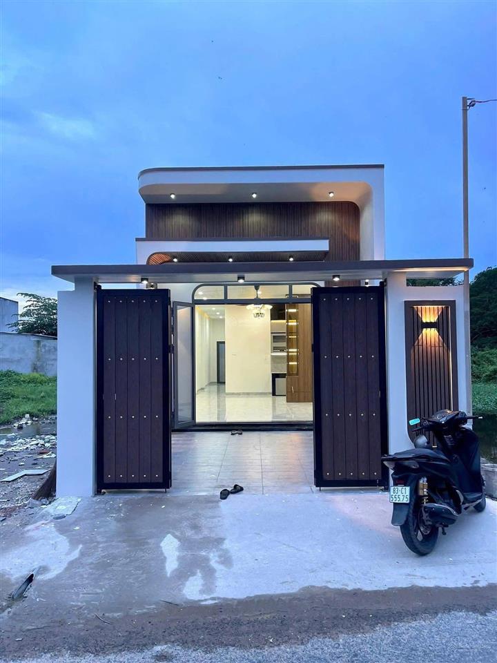 Ngay bửu long nhà cấp 4 mới full nội thất. vị trí gần trấn biên và bờ kè bửu long, trả trước 450tr
