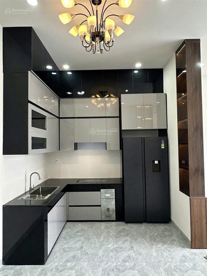Ngay bửu long nhà cấp 4 mới full nội thất. vị trí gần trấn biên và bờ kè bửu long, trả trước 450tr