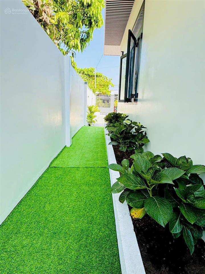 Chính chủ bán nhà sổ riêng thổ cư gần cầu bạch đằng. trả trước chỉ 300 triệu cả nhà và đất