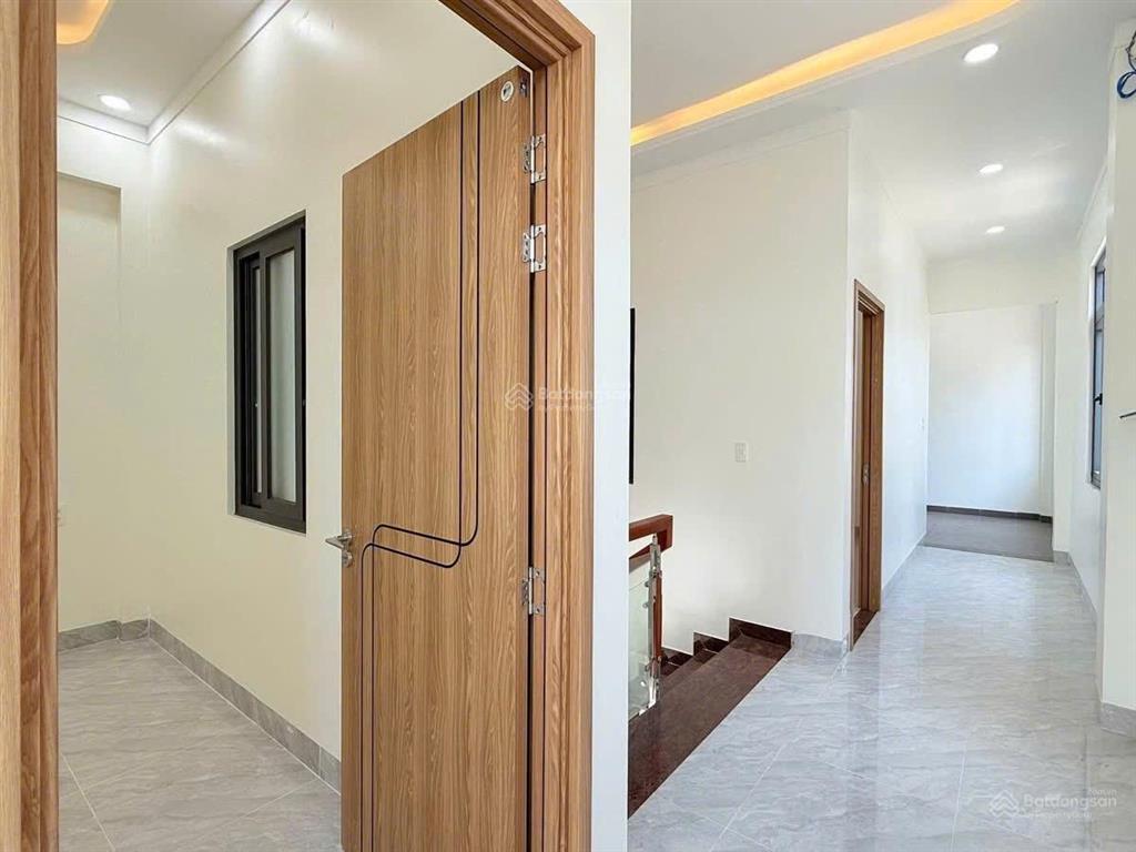 Không cần phải thuê mặt bằng nữa. nhà cuối đường đồng khởi kinh doanh được trả trước chỉ 600 triệu