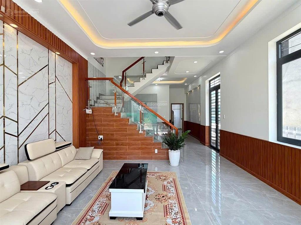 Không cần phải thuê mặt bằng nữa. nhà cuối đường đồng khởi kinh doanh được trả trước chỉ 600 triệu