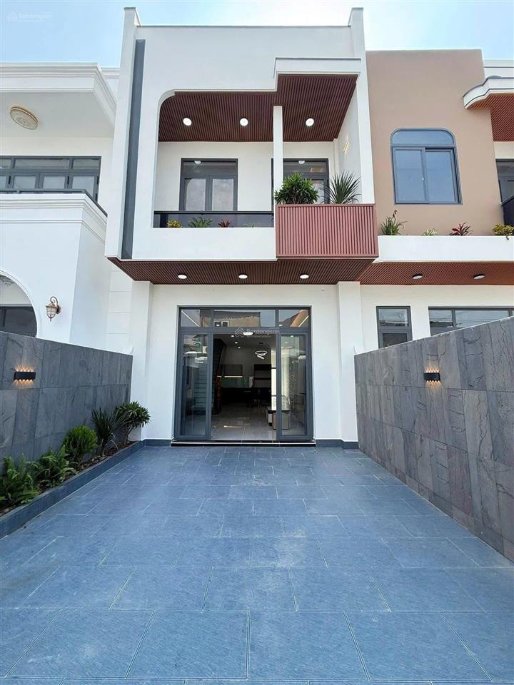 Nhà phố 1 trệt 1 lầu ngay cây xăng đức hưng, đường đồng khởi, ngay chợ thuận tiện kinh doanh