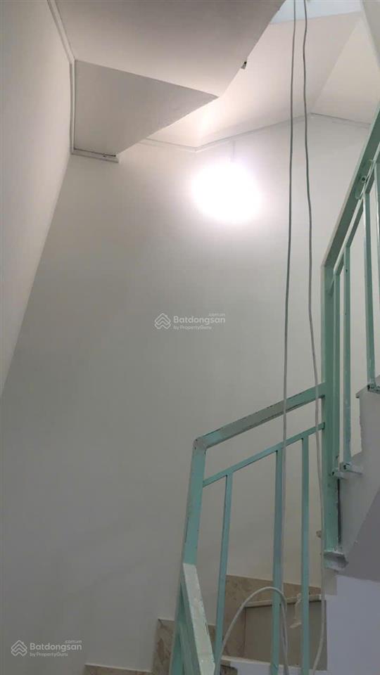 Bán nhà vĩnh viễn, quận 10, cách mặt tiền 10m, hẻm 3m thông, 30m² giá 6.2 tỷ