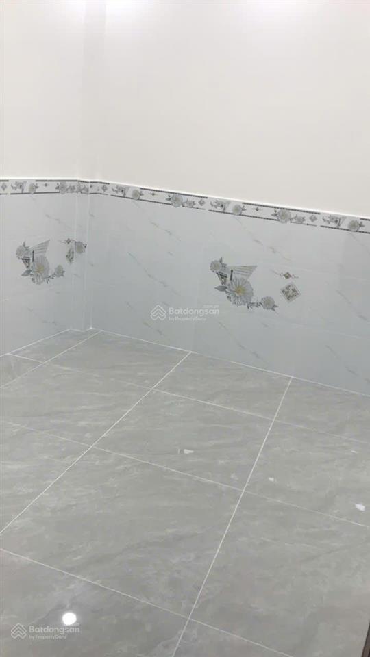 Bán nhà vĩnh viễn, quận 10, cách mặt tiền 10m, hẻm 3m thông, 30m² giá 6.2 tỷ