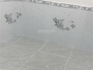 Bán nhà vĩnh viễn, quận 10, cách mặt tiền 10m, hẻm 3m thông, 30m² giá 6.2 tỷ
