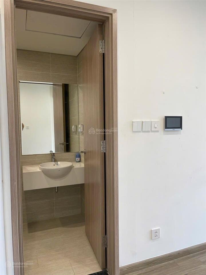 Chính chủ bán căn studio toà gs1 vinhomes smart city giá thương lượng