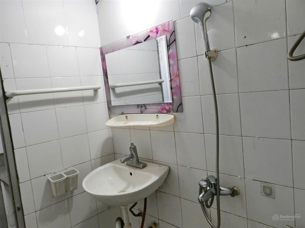 Cho thuê nhà riêng tại số 3, hẻm 521/36/8, cổ nhuế 2, 6,5 triệu, 45m2 giá tốt