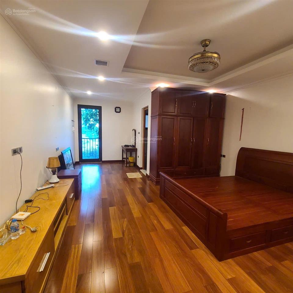Cho thuê nhà nguyên căn mặt phố lâm hạ  long biên làm vp, trụ sở