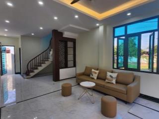 CHÍNH CHỦ BÁN NHÀ MỚI XÂY 3 TẦNG 2 MẶT TIỀN LẠC ĐẠO VĂN LÂM, 2.x tỷ, 0828218468  