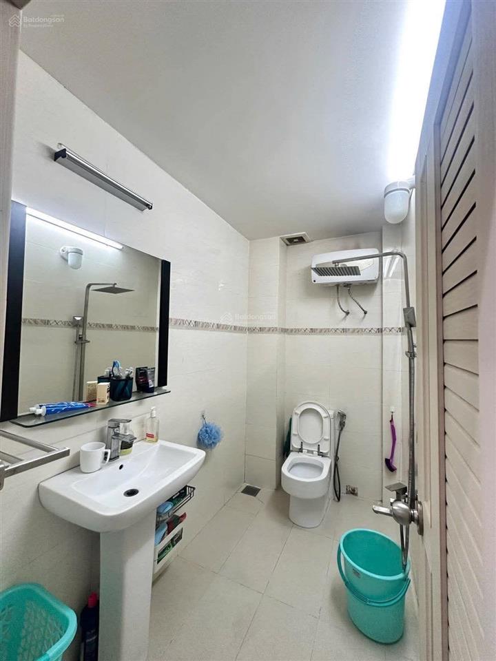 Hiếm! nhà 4 tầng hxh, ngay xi grand court, 65m2, 4pn, sổ vuông. nhà mới dọn ở ngay