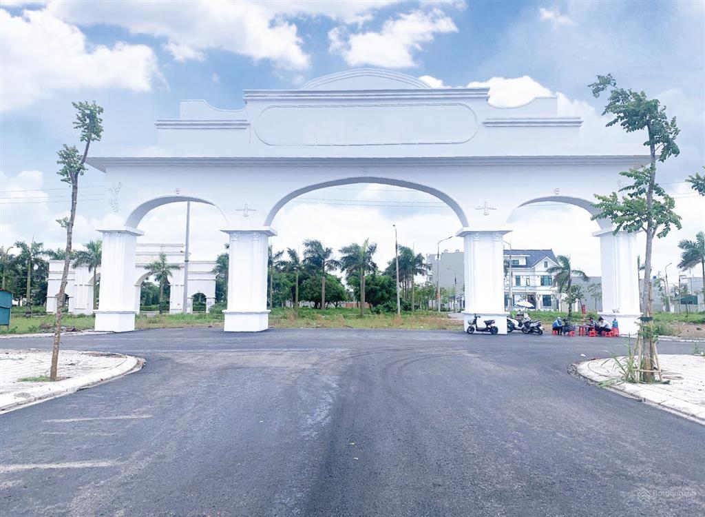 Đất nền sổ lâu dài nhận ngay, 100m2, giá từ 2,72 tỷ