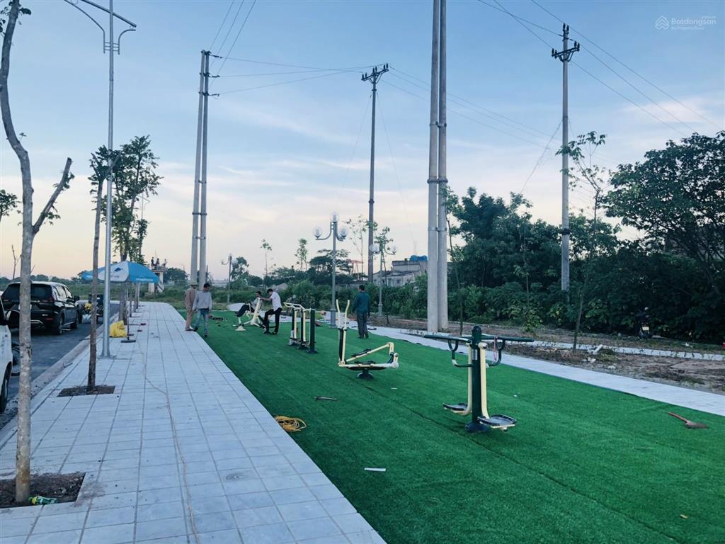 Đất nền sổ lâu dài nhận ngay, 100m2, giá từ 2,72 tỷ