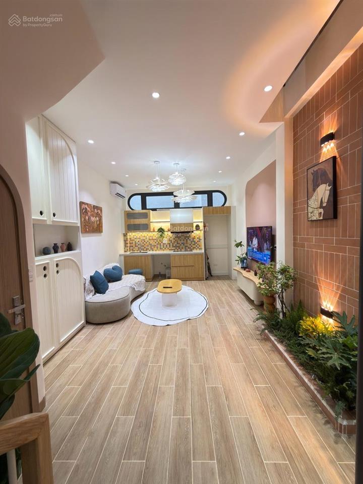 Bán nr 3pn, 4wc, 5 tầng tại phố vũ tông phan, 7,35 tỷ, 26m2, giá tốt chính chủ