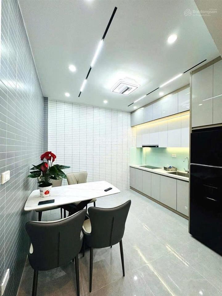 Bán nr 5pn, 4wc, giá cực chất 9,1 tỷ, 33m2 ở khương hạ, thanh xuân, hà nội