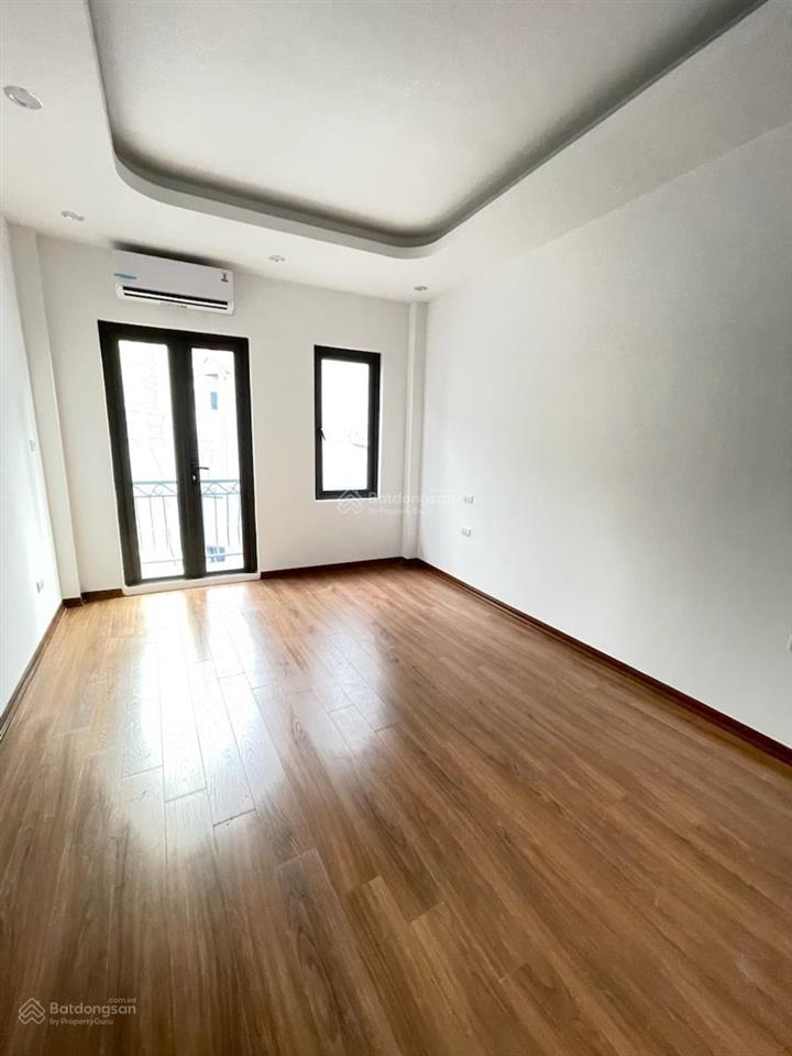 Bán nhà riêng 6 tầng thang máy 3pn 4wc 32m2 tại khương trung, quận thanh xuân, giá ưu đãi 10,8 tỷ