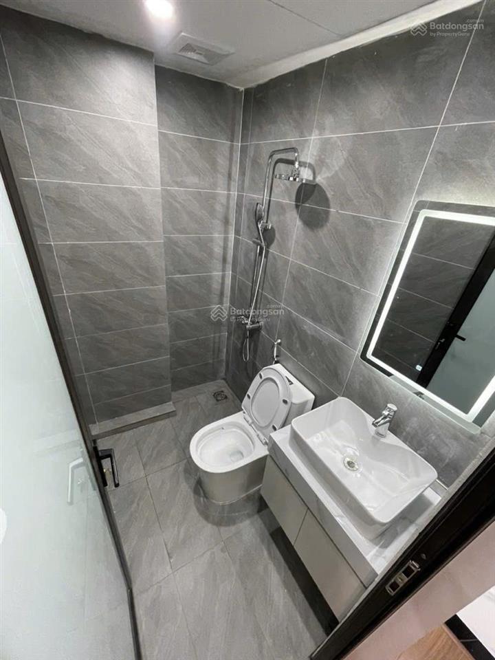 Bán nhà riêng 6 tầng thang máy 3pn 4wc 32m2 tại khương trung, quận thanh xuân, giá ưu đãi 10,8 tỷ