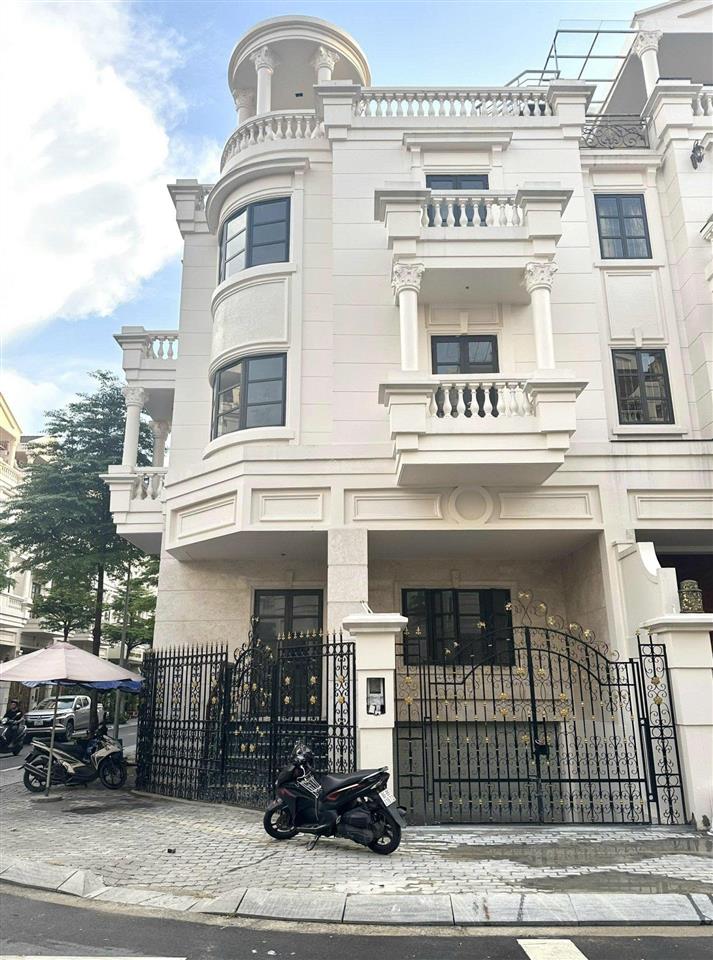 Thang máy, cho thuê nhà phố thương mại cityland park hill, hầm 4 lầu, máy lạnh, 44 triệu