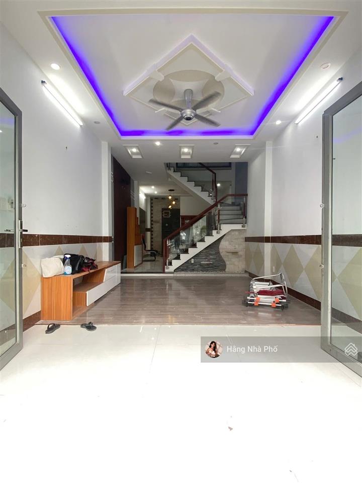 Giá hiếm nhà 4 tầng  xe tải thông  4pn, 5wc  sát mặt tiền làng tăng phú, quận 9