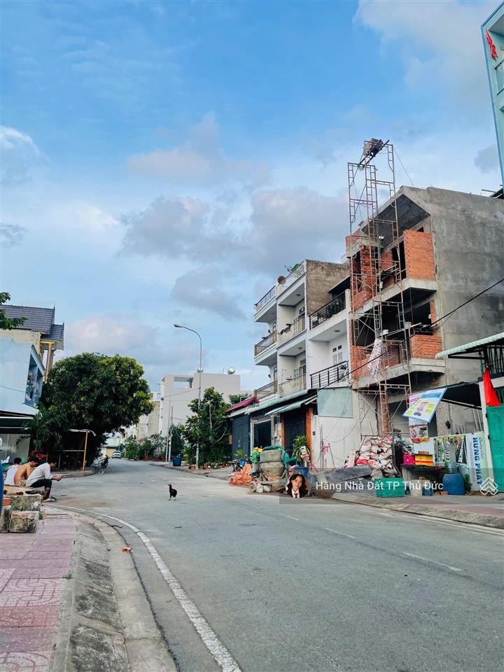 Bán đất kdc cây dầu  đường 12m có lề  100m2 ngang 5m  chỉ 6,x tỷ giá tốt