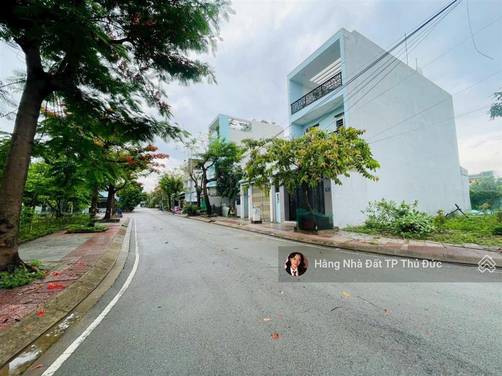 Bán đất kdc cây dầu  đường 12m có lề  100m2 ngang 5m  chỉ 6,x tỷ giá tốt