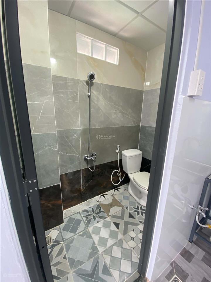 Chính chủ cho thuê phòng đẹp giá rẻ hẻm 131 tây lân bình tân