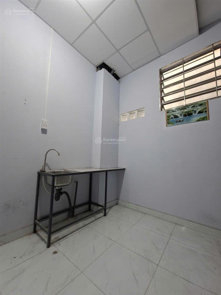 Chính chủ cho thuê phòng giá rẻ 2tr7/tháng kv tây lân bình tân