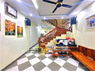 Bán gấp nhà dân xây cầu diễn đức diễn 5tx55m2 mt 4.5m giá hơn 8tỷ cách mặt phố 30m sổ đỏ chính chủ