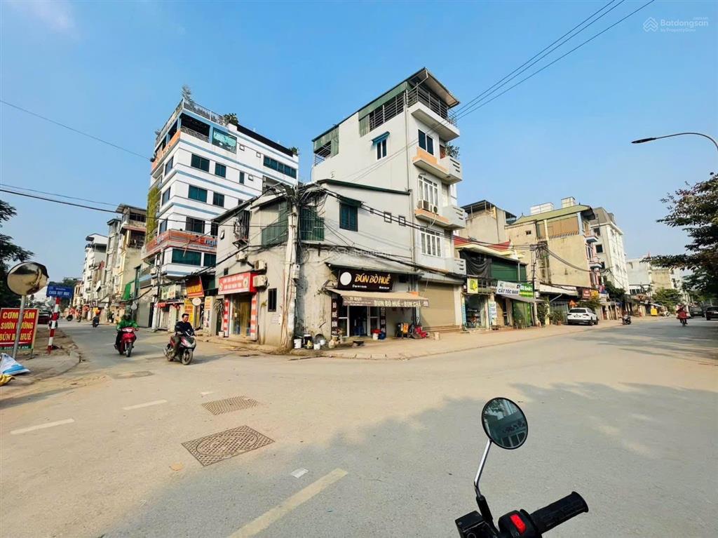 Siêu phẩm mặt phố chùa bụt mọc phú diễn lô góc 65m2 x 6tầng thang máy kinh doanhsầm uấtgiá 23.5 tỷ