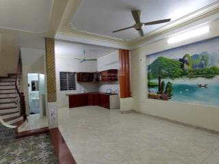 Bán gấp nhà 5t x50m lô góc ô tô cách 10m cầu diễn, đức diễn ngõ rộng thoáng gần chợ giá hơn 11 tỷ