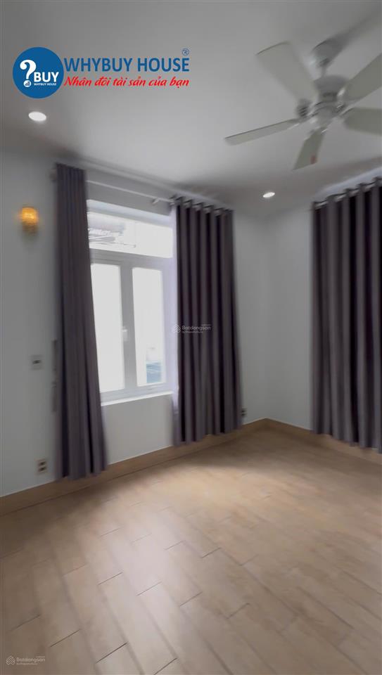 Cho thuê biệt thự đẹp ở đạt gia garden, 10x15m, 3 lầu, 4 phòng ngủ, có 4 máy lạnh, giá 20tr