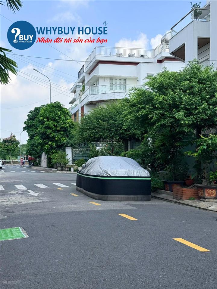 Cho thuê biệt thự đẹp ở đạt gia garden, 10x15m, 3 lầu, 4 phòng ngủ, có 4 máy lạnh, giá 20tr