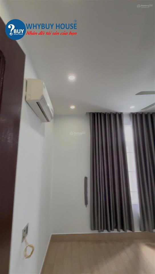 Cho thuê biệt thự đẹp ở đạt gia garden, 10x15m, 3 lầu, 4 phòng ngủ, có 4 máy lạnh, giá 20tr