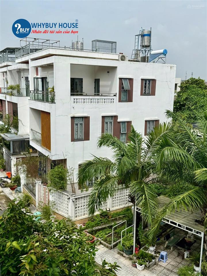 Bán biệt thự căn góc 2 mặt tiền đạt gia garden, 145m2 đất, 3 lầu, nhà đẹp có nội thất, giá 15 tỷ