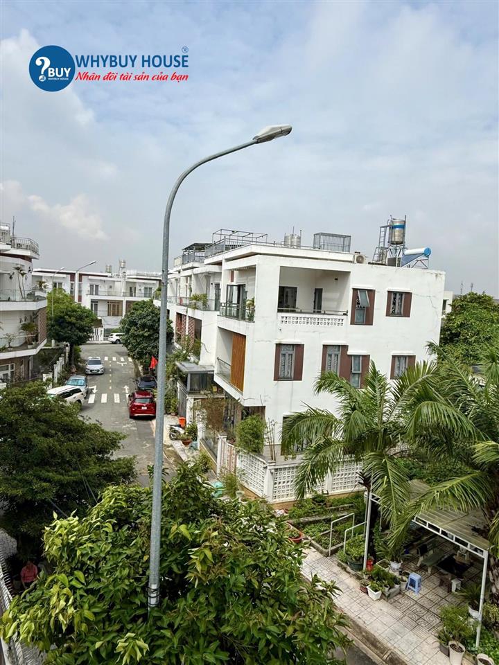Bán biệt thự căn góc 2 mặt tiền đạt gia garden, 145m2 đất, 3 lầu, nhà đẹp có nội thất, giá 15 tỷ