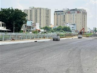 Bán đất sổ đỏ liền kề kênh tham lương, 4x16m, sổ đỏ, đường 10m, giá 5.5 tỷ/nền (gần cc thái an).