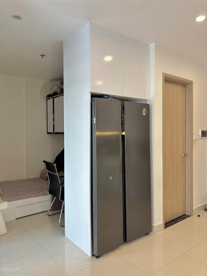 Tôi cần bán gấp 1pn + 43m², chỉ 3,79 tỷ  sapphire smart city view bể bơi, sẵn sổ, rẻ hơn tt 200tr